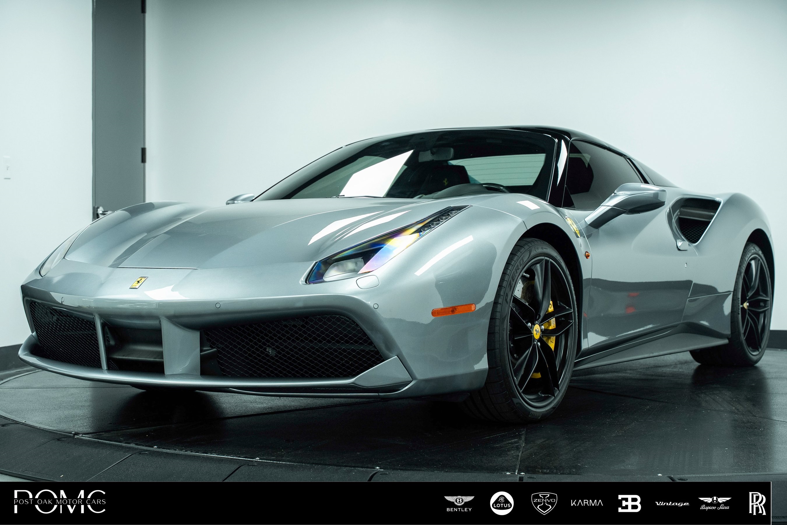 /2019 Ferrari 488-Spider