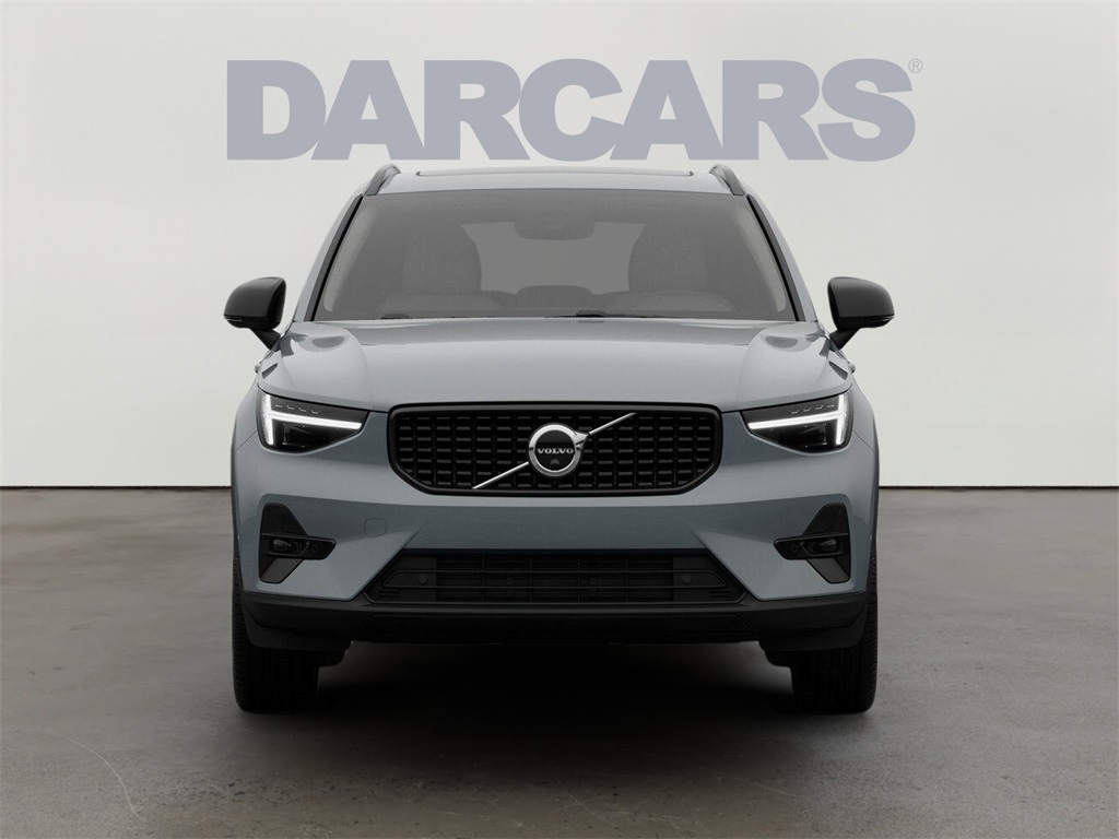2026 Volvo XC40 B5 Plus AWD