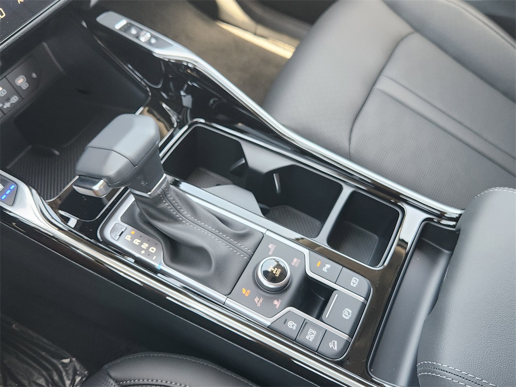 2025 Kia Sorento X-Line SX Green at Shottenkirk Kia Fort Bend