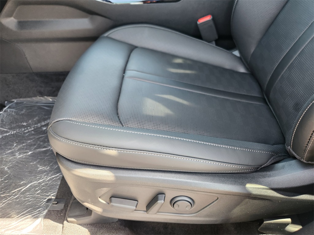 2025 Kia Sorento X-Line SX Green at Shottenkirk Kia Fort Bend