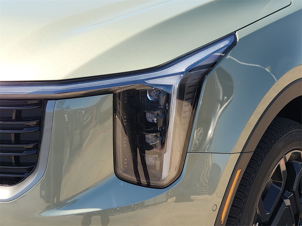 2025 Kia Sorento X-Line SX Green at Shottenkirk Kia Fort Bend