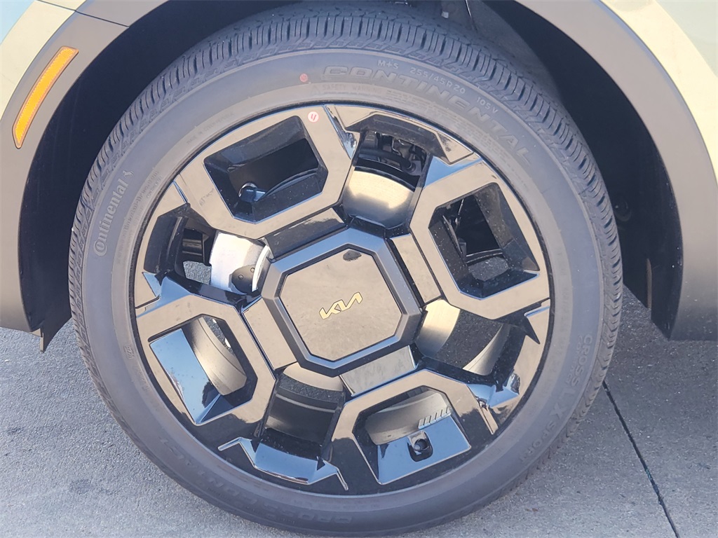 2025 Kia Sorento X-Line SX Green at Shottenkirk Kia Fort Bend