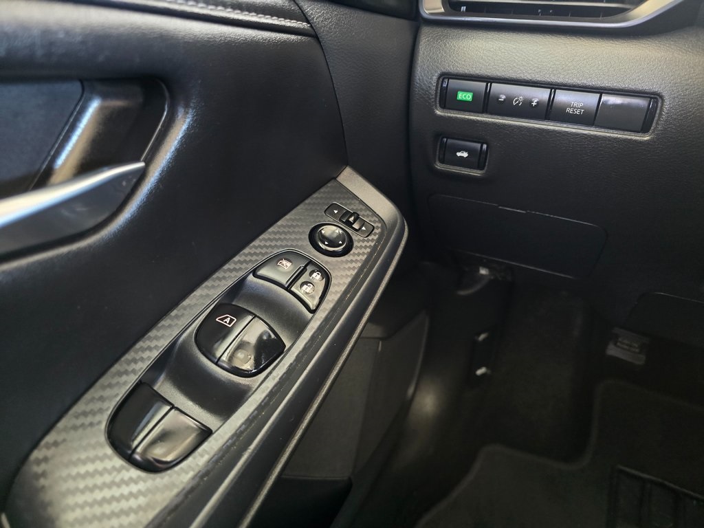 Thumbnail: 2023 Nissan Sentra - 6