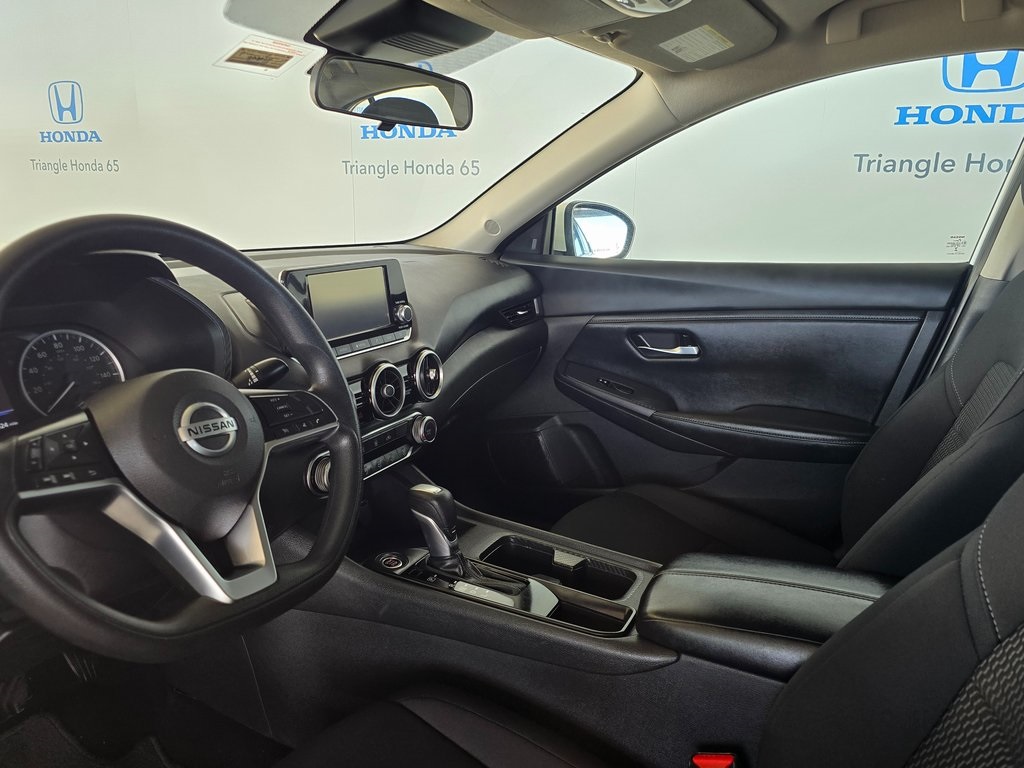 Thumbnail: 2023 Nissan Sentra - 8