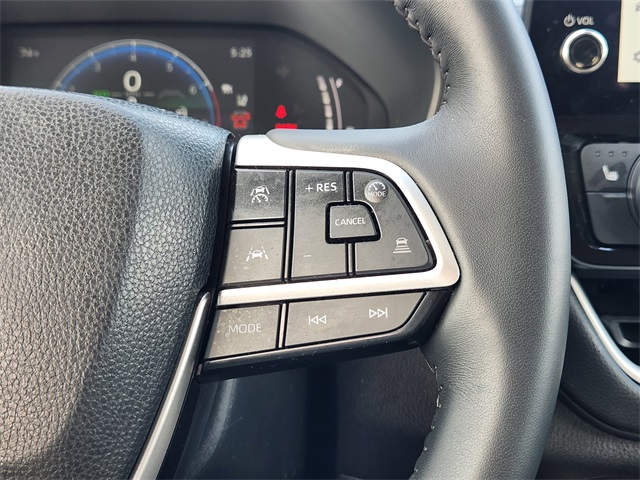 2025 Toyota Grand Highlander XLE White at Gullo Toyota