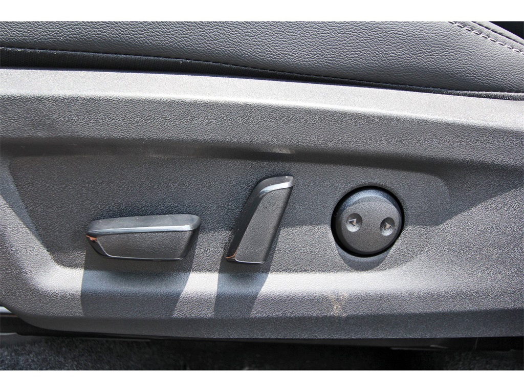 2025 Nissan Murano SL Black at Bravo Nissan