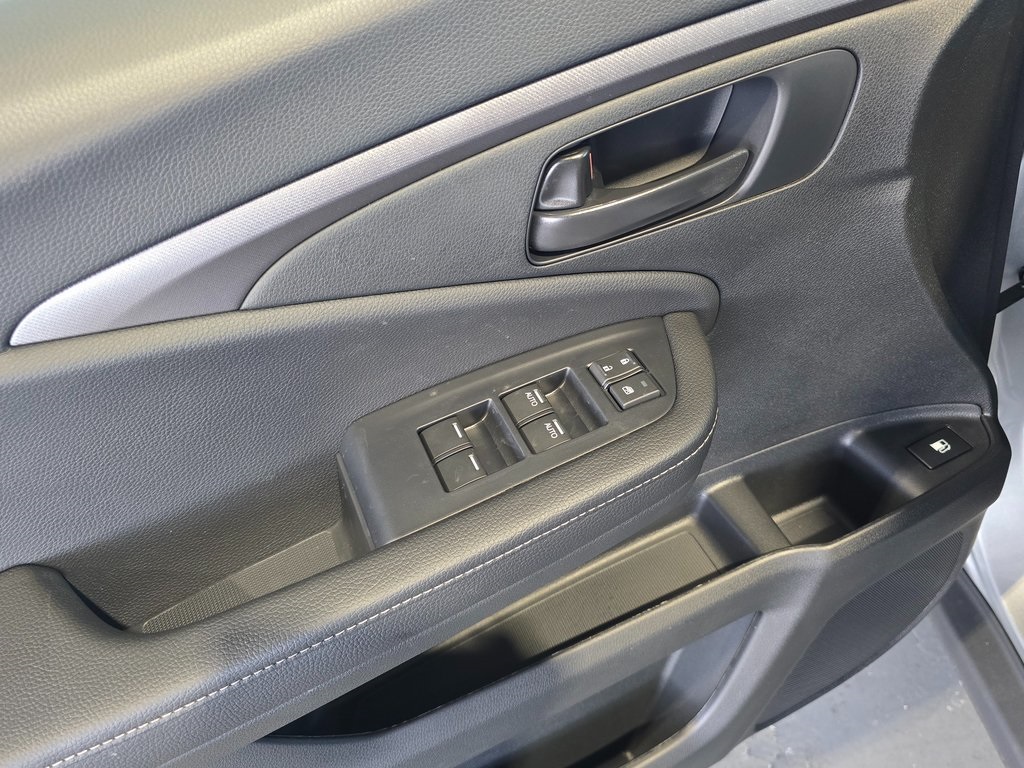 Thumbnail: 2025 Honda Ridgeline - 23