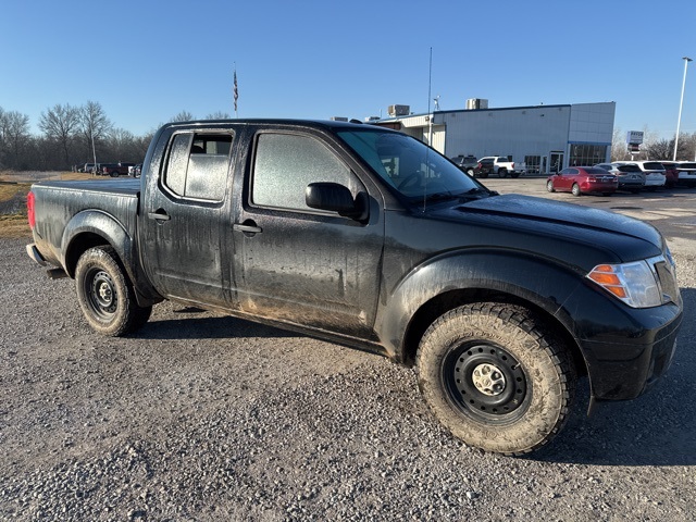2015 Nissan Frontier SV Crew Cab