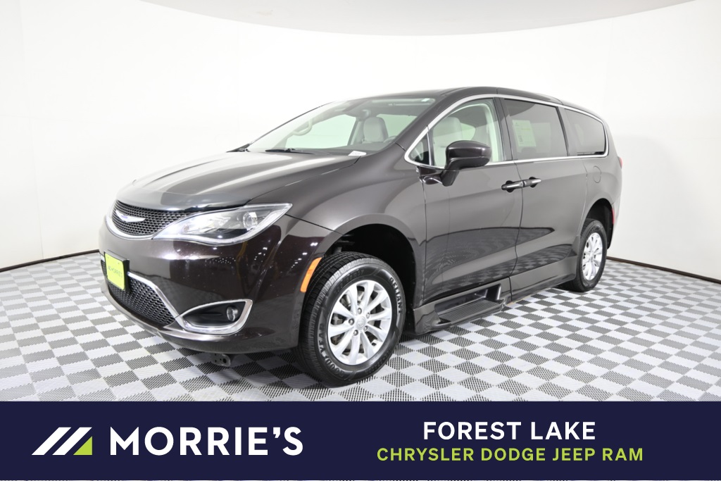 2018 Chrysler Pacifica Touring Plus