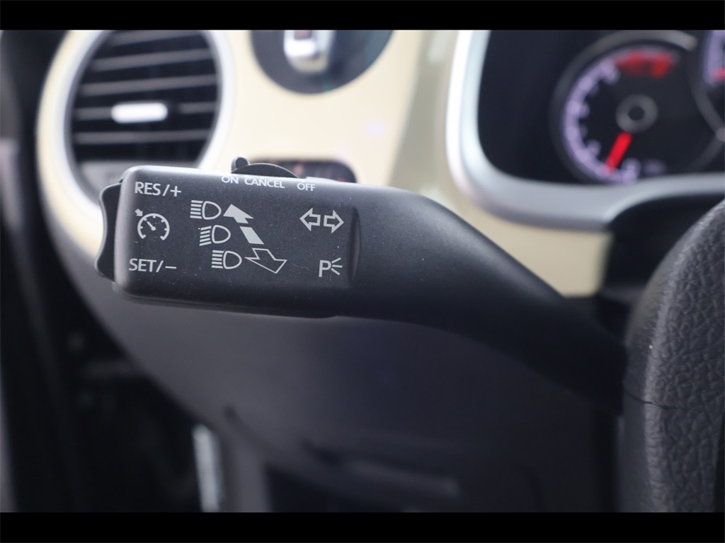 2019 Volkswagen Beetle Final Edition SE photo 22