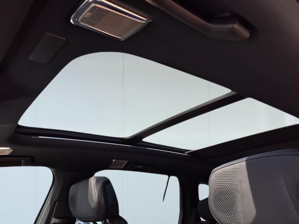 2026 Cadillac VISTIQ Luxury - 9