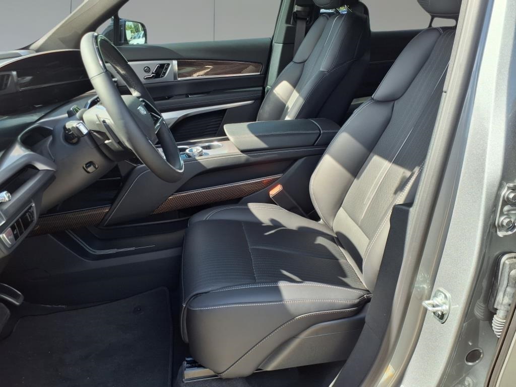 2026 Cadillac VISTIQ Luxury - 10