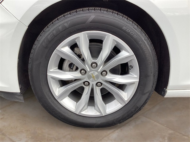 Used Car 2023 Chevrolet Malibu  Lt For Sale Under $20,000 In San Antonio, Texas