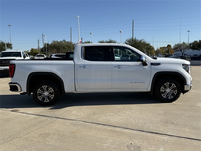2024 GMC Sierra 1500 SLT - 2