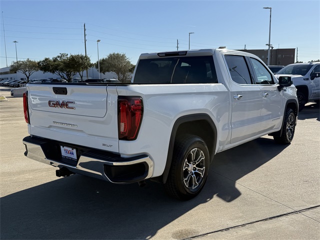 2024 GMC Sierra 1500 SLT - 3