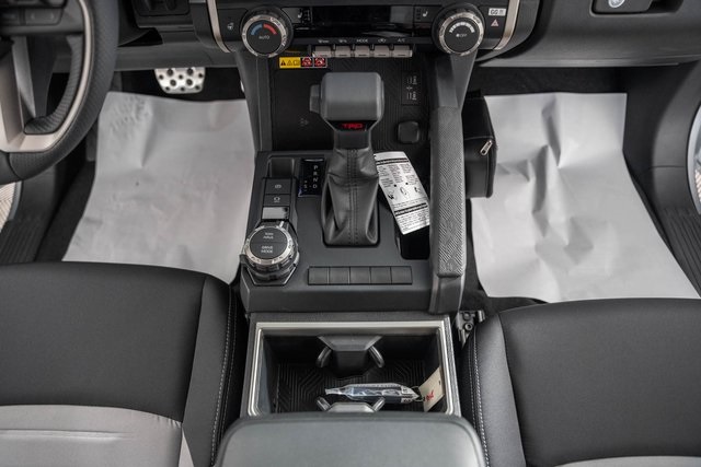 ToyotaTacoma Hybrid36