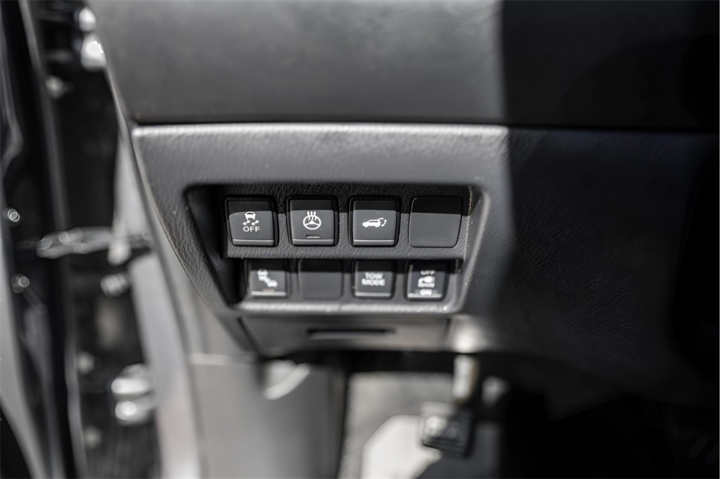 Used Car 2019 Nissan Pathfinder  Sl For Sale Under $20,000 In Austin, Texas