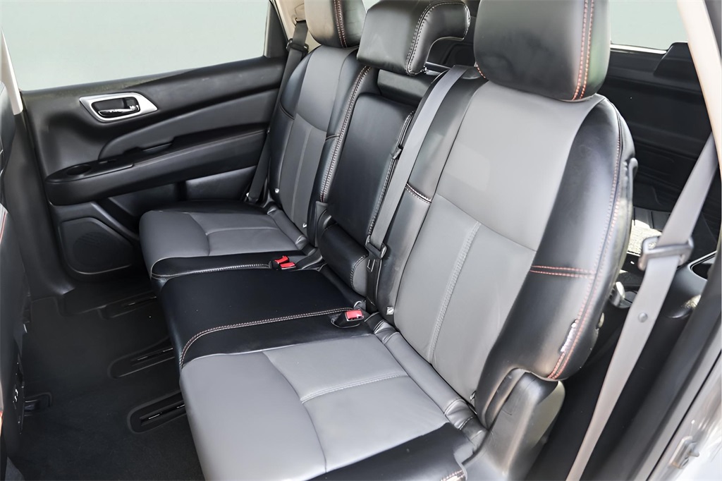 Used Car 2019 Nissan Pathfinder  Sl For Sale Under $20,000 In Austin, Texas