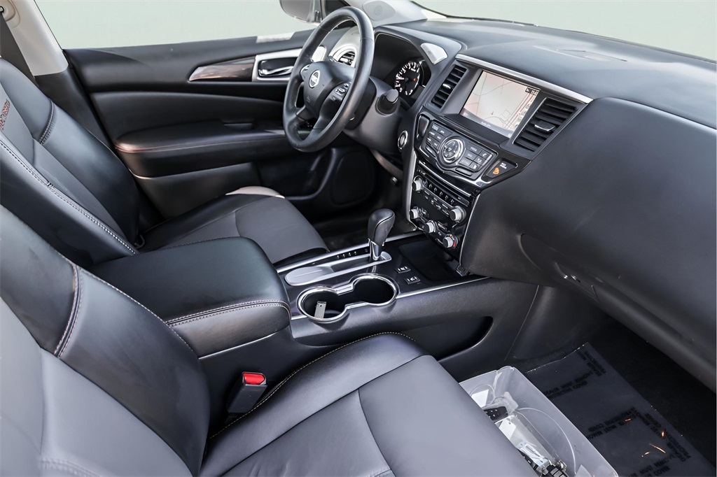 Used Car 2019 Nissan Pathfinder  Sl For Sale Under $20,000 In Austin, Texas