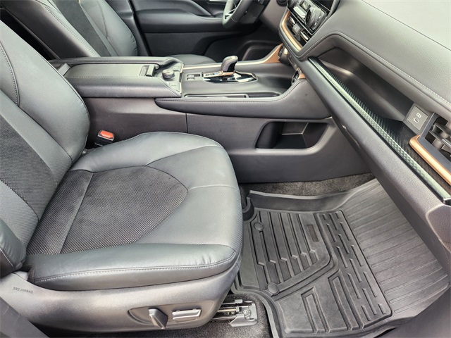 2025 Toyota Grand Highlander Hybrid MAX Platinum  at Don McGill Toyota