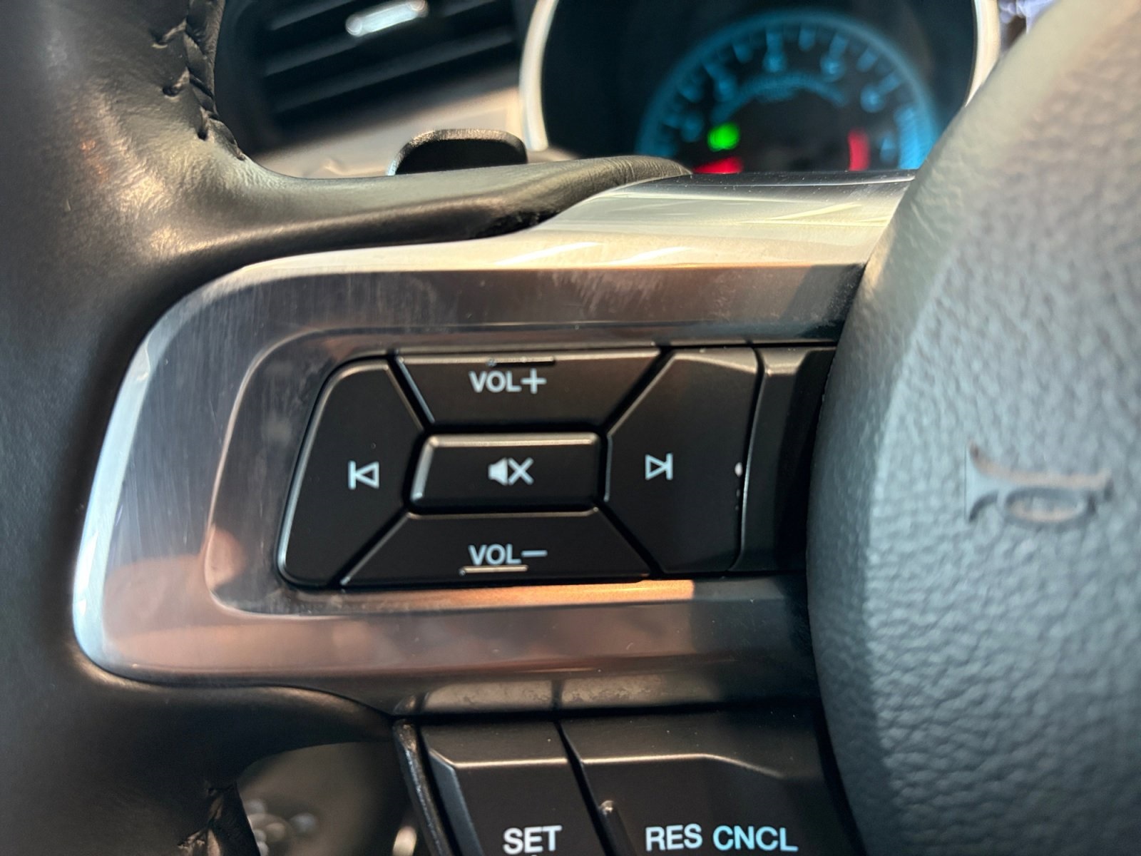 Used Car 2020 Ford Mustang  Ecoboost Premium For Sale Under $25,000 In San Antonio, Texas