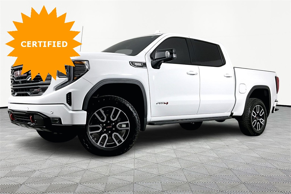 2025 GMC Sierra 1500 AT4 Crew Cab 4WD