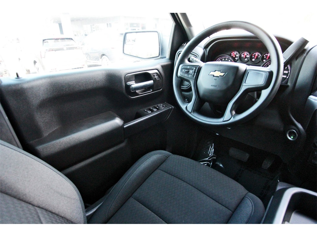 2025 Chevrolet Silverado 1500 Custom - 5