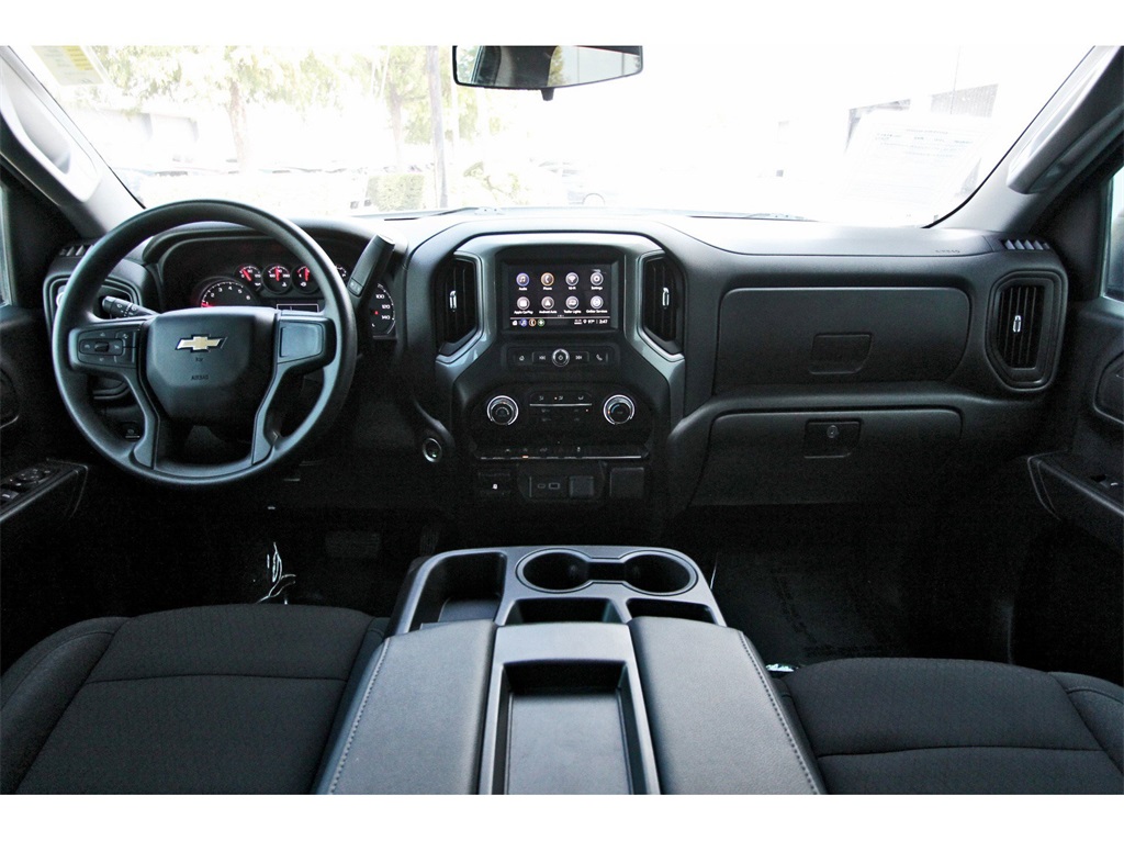 2025 Chevrolet Silverado 1500 Custom - 6