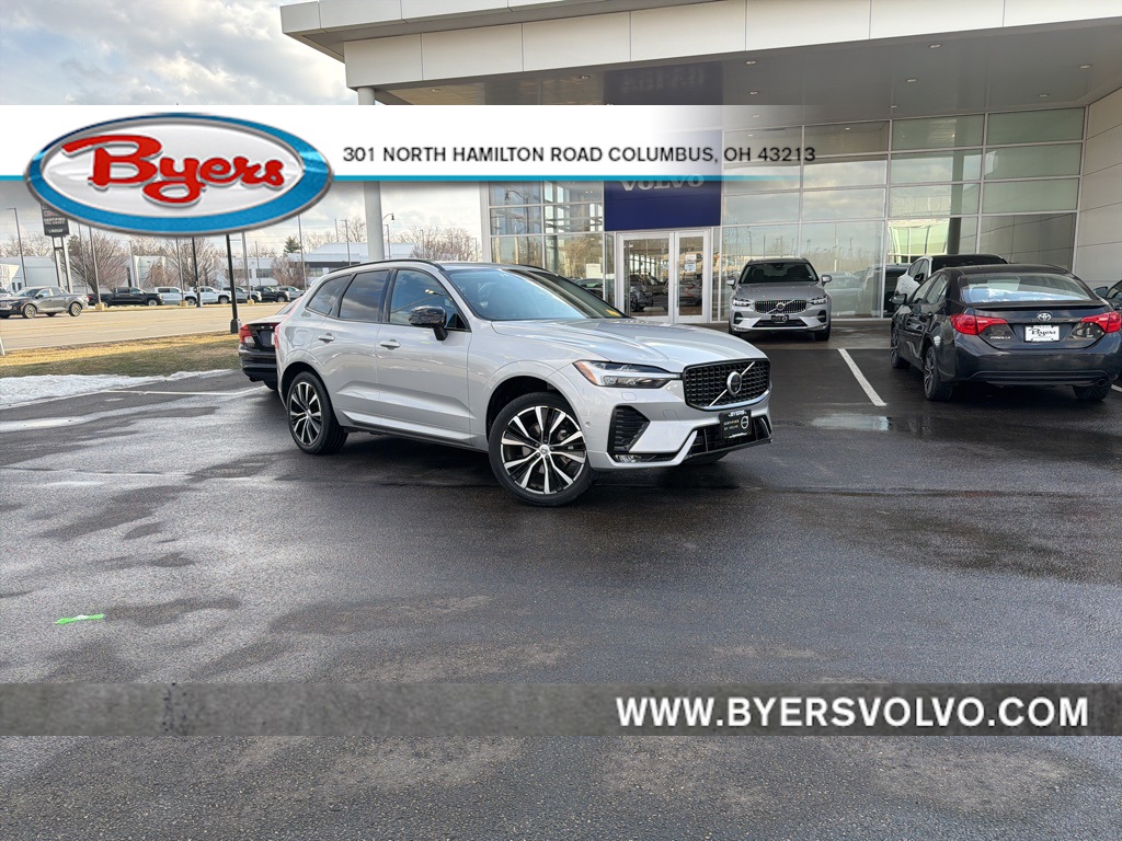 2025 Volvo XC60 B5 Plus Dark Theme AWD