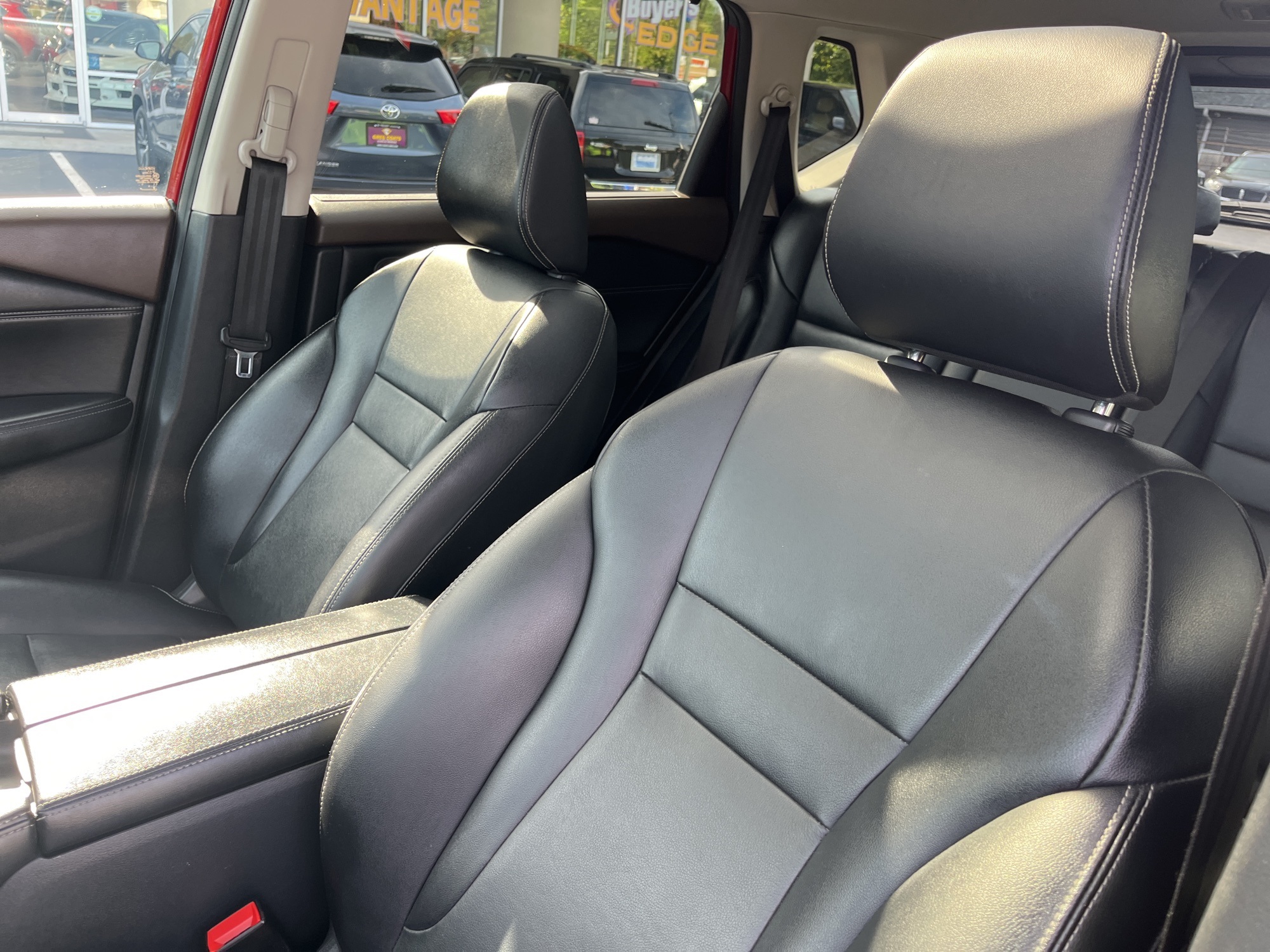 2023 Nissan Rogue SL photo 12
