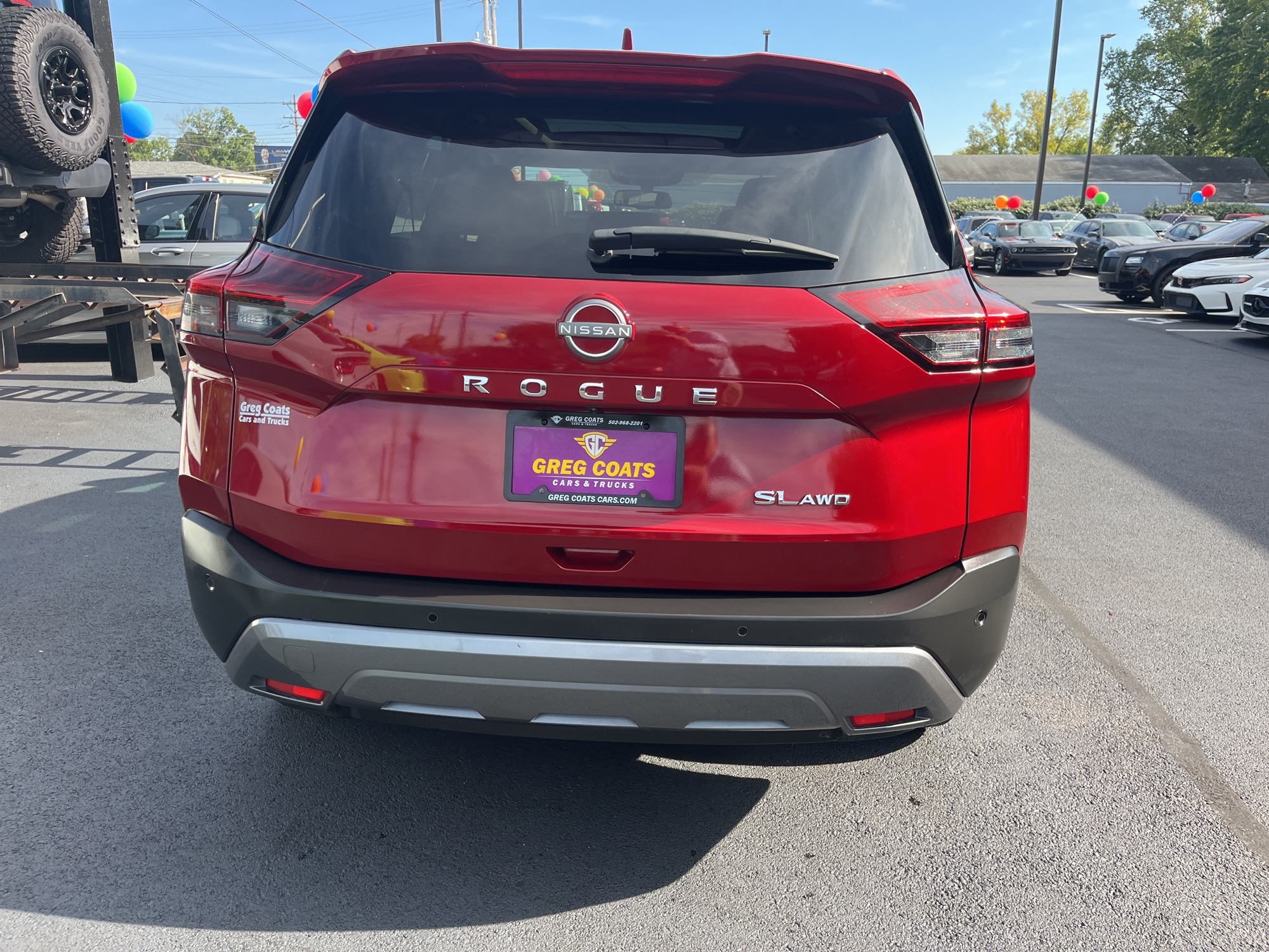 2023 Nissan Rogue SL photo 2