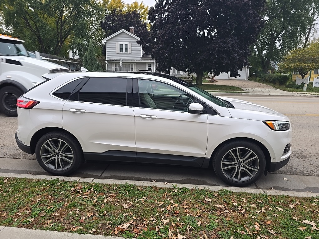 2019 Ford Edge