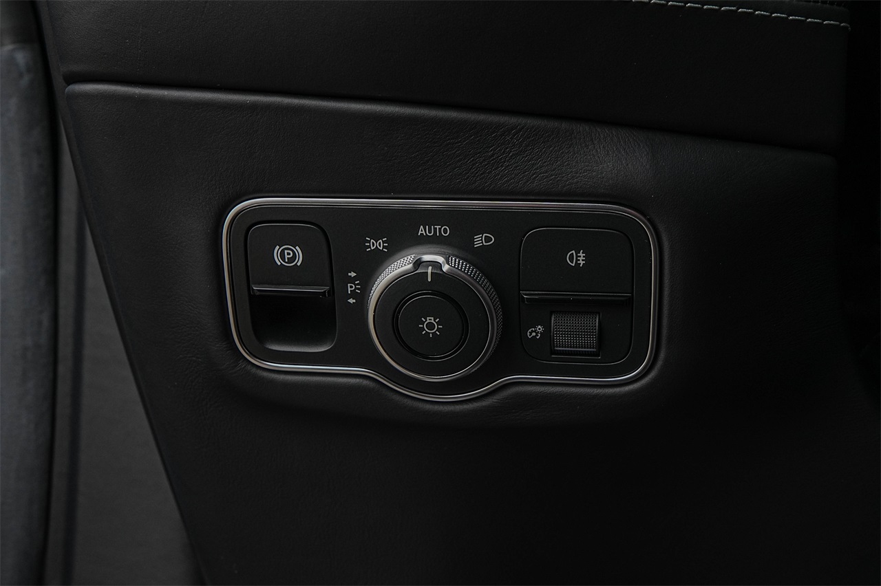 Used Car 2023 Aston Martin Dbx  707 For Sale Under $160,000 In Austin, Texas