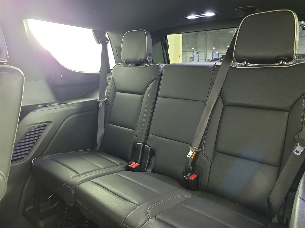 2023 GMC Yukon SLT Gray at Tom Peacock Cadillac