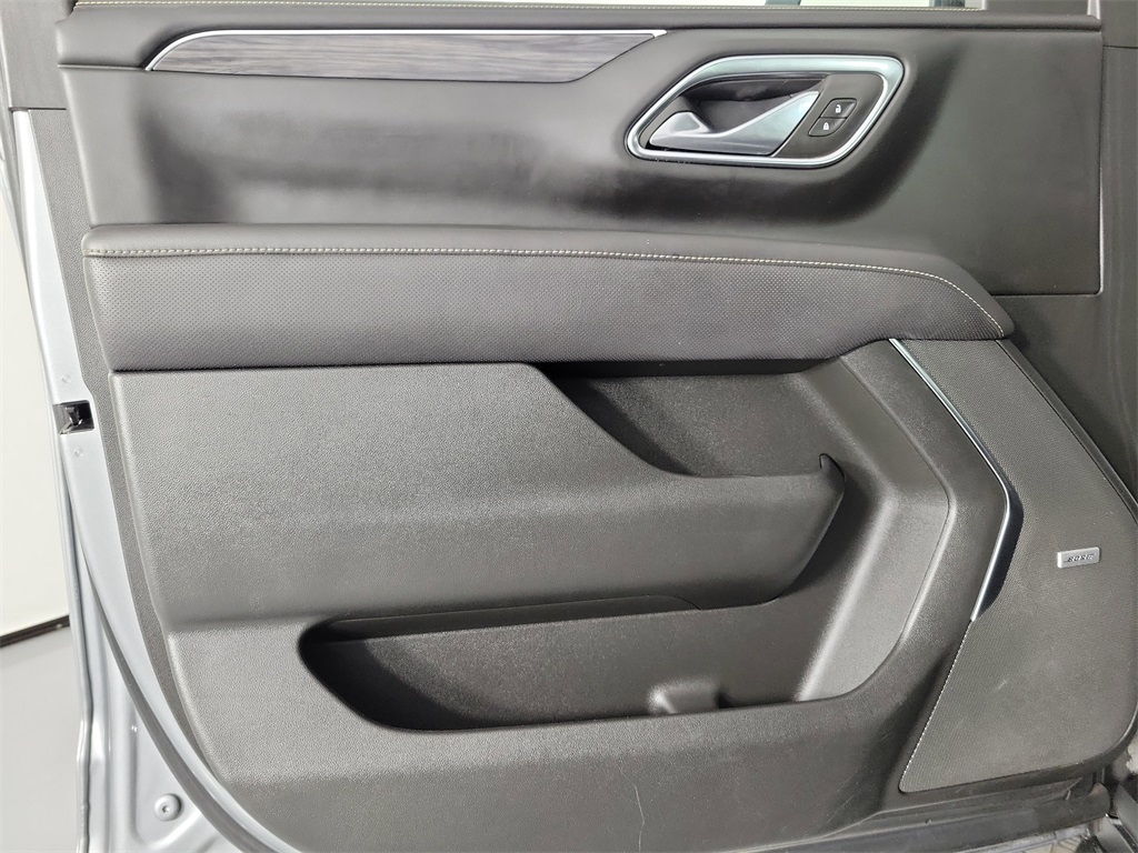 2023 GMC Yukon SLT Gray at Tom Peacock Cadillac