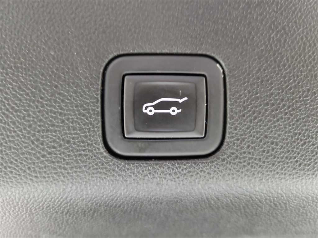 2023 GMC Yukon SLT Gray at Tom Peacock Cadillac