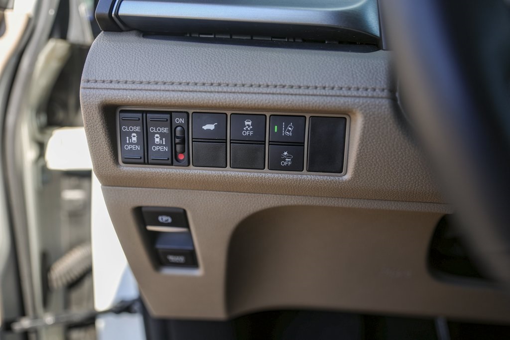 Used Car 2020 Honda Odyssey  Ex-l For Sale Under $30,000 In Austin, Texas