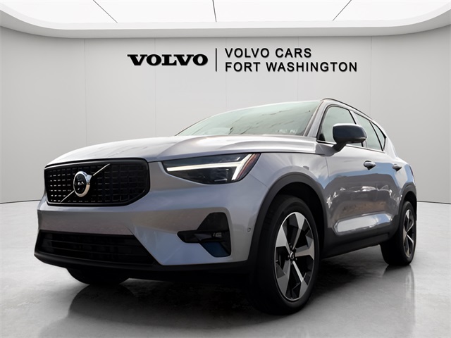 2026 Volvo XC40 Plus's photo