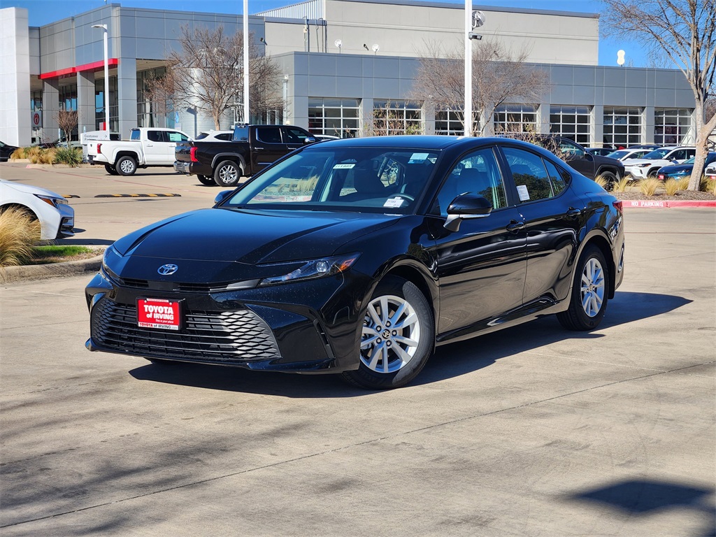 2026 Toyota Camry LE FWD