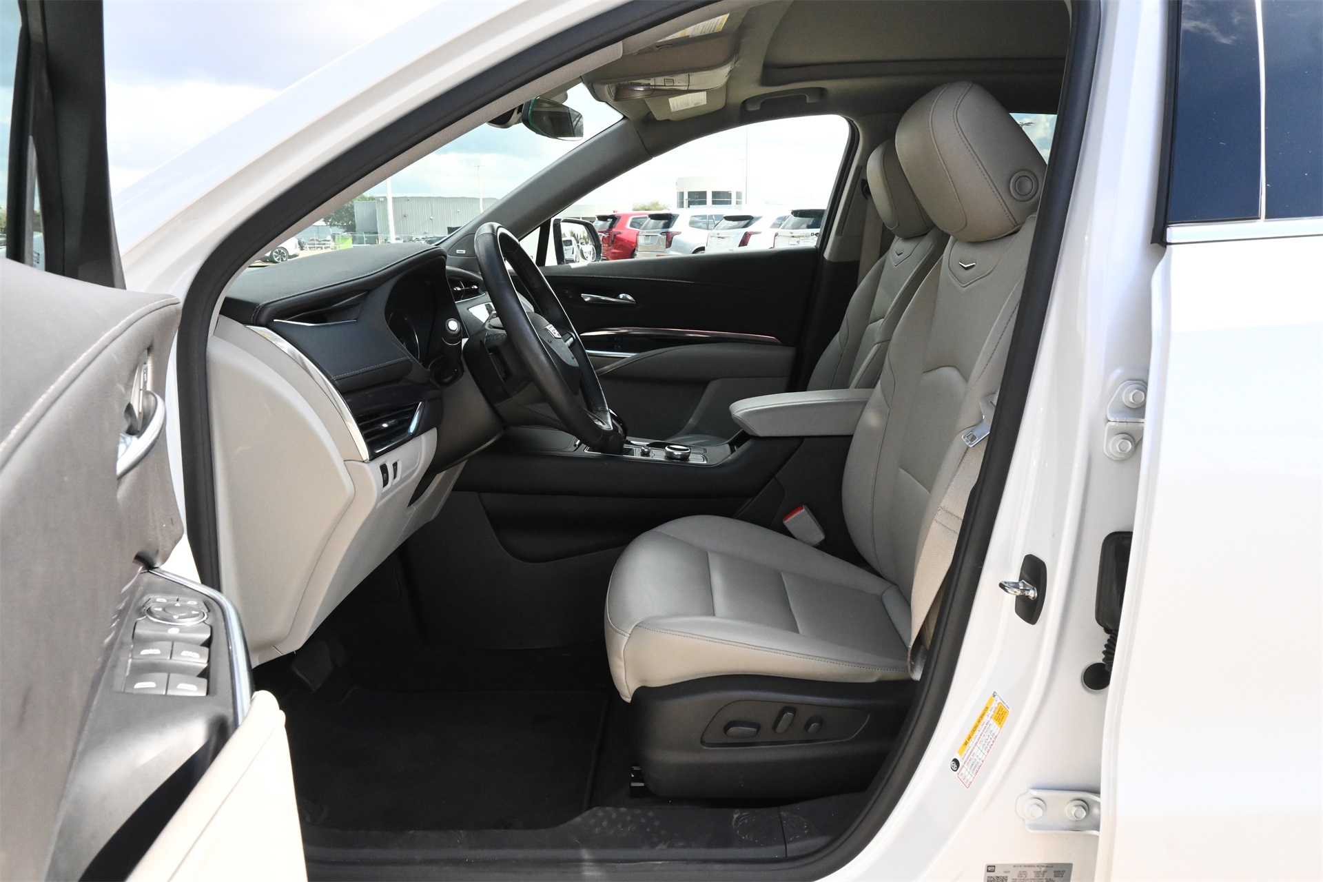 2022 Cadillac XT4 Luxury White at Don McGill Toyota