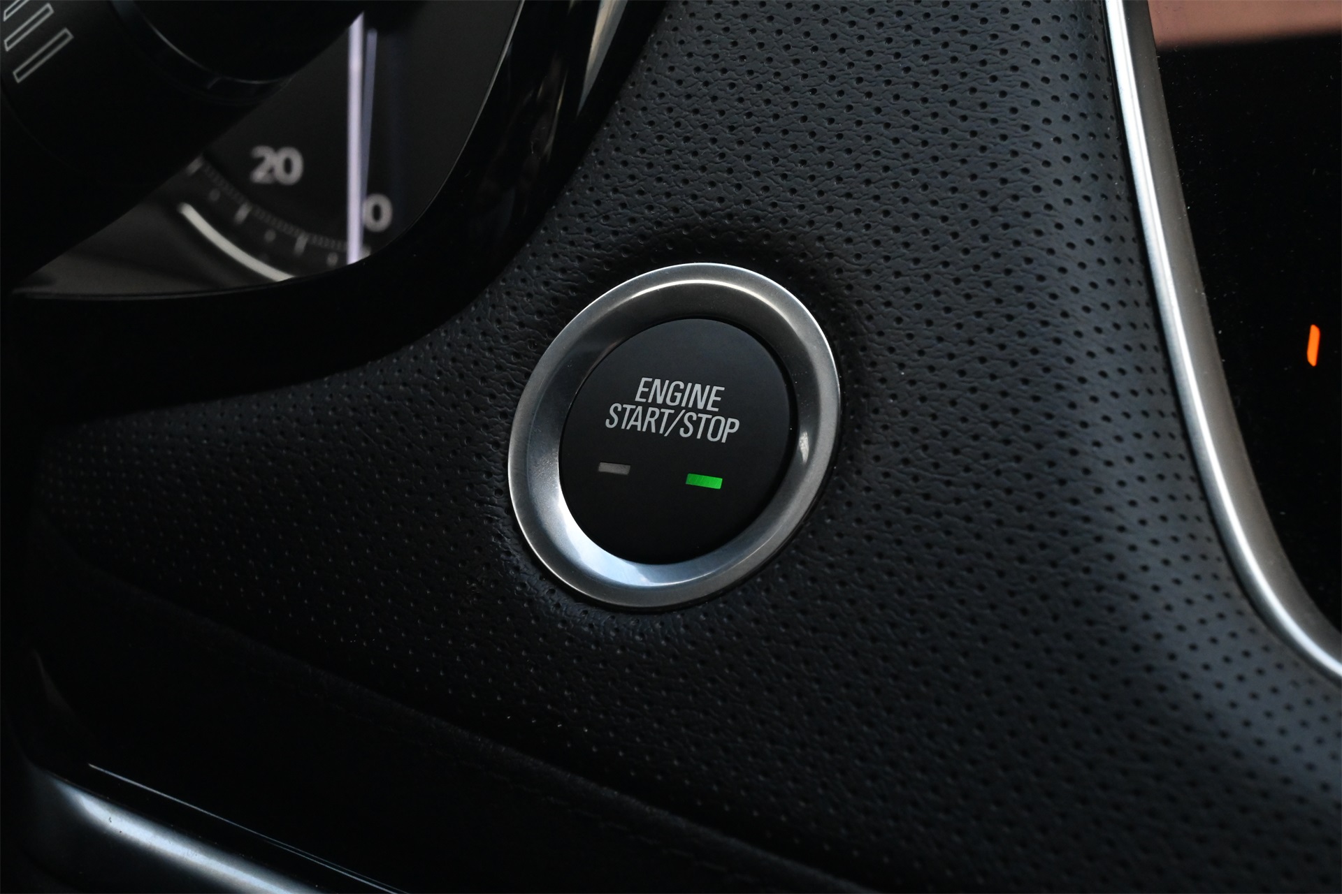 2025 Cadillac XT6 Luxury - 11