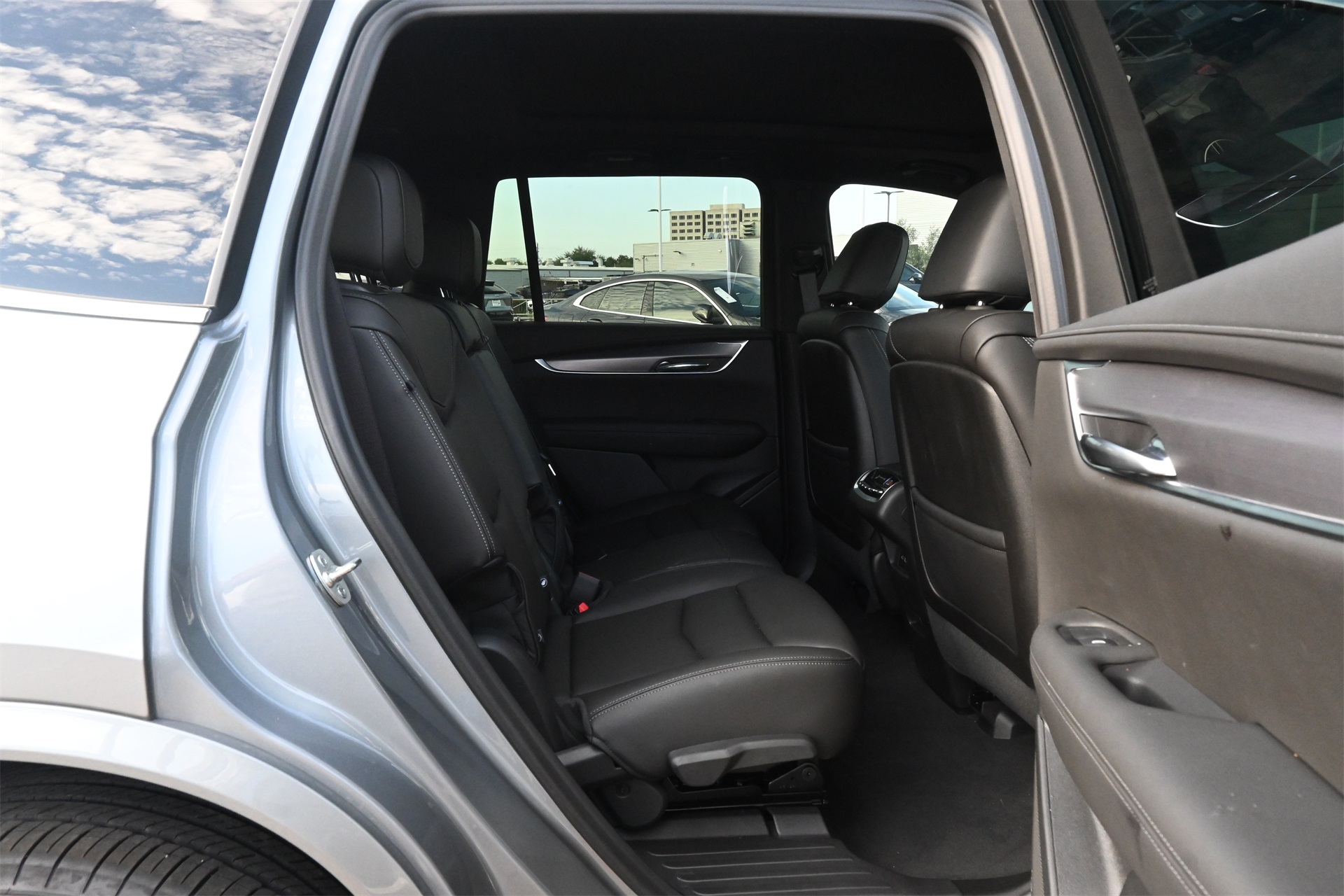 2025 Cadillac XT6 Luxury Silver at Classic Chevrolet Galveston