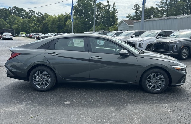 HyundaiElantra Hybrid2