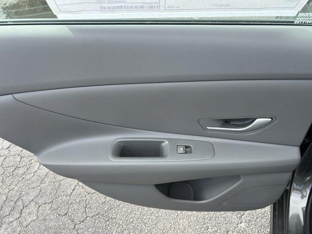 HyundaiElantra Hybrid7