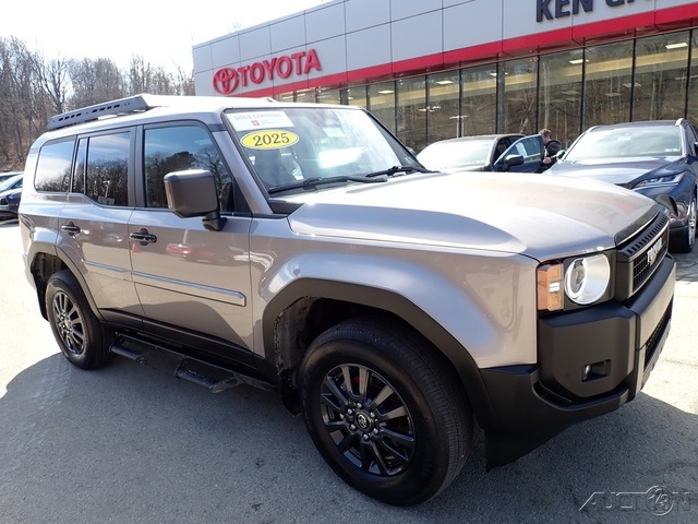 2025 Toyota Land Cruiser 4WD