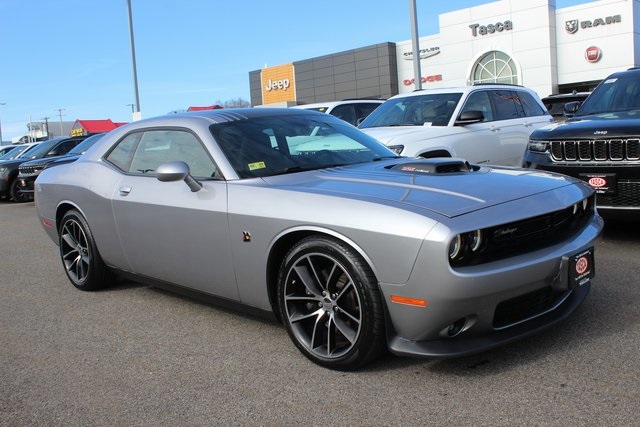 2015 Dodge Challenger R/T Scat Pack RWD