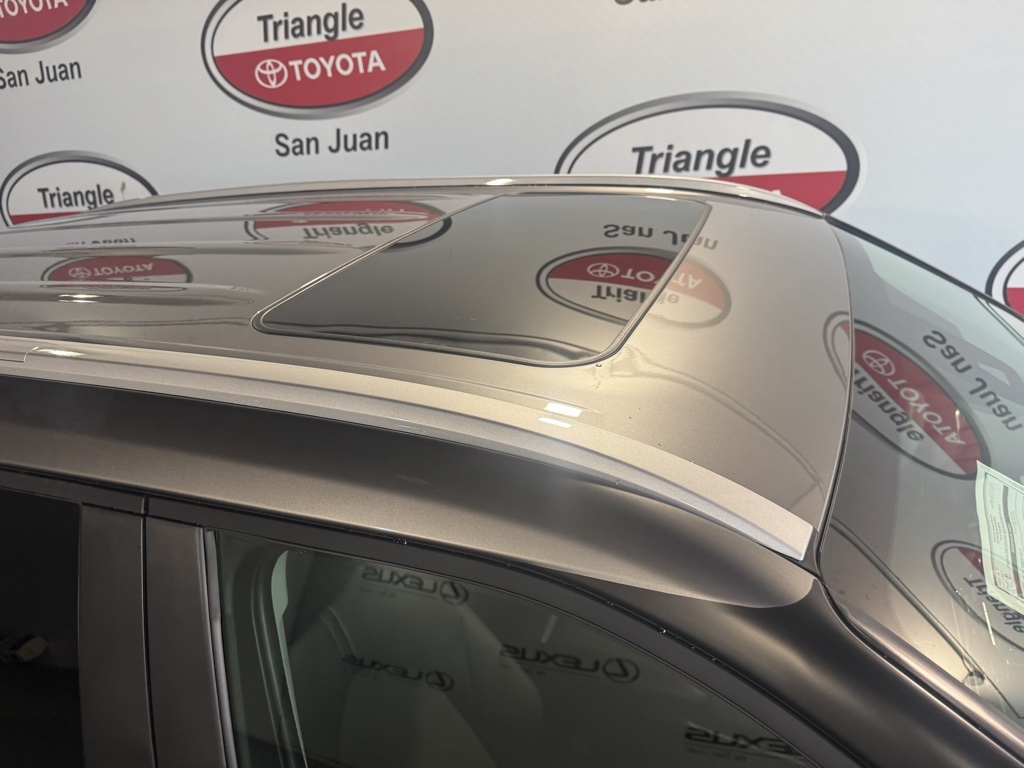 Thumbnail: 2026 Toyota Highlander - 10