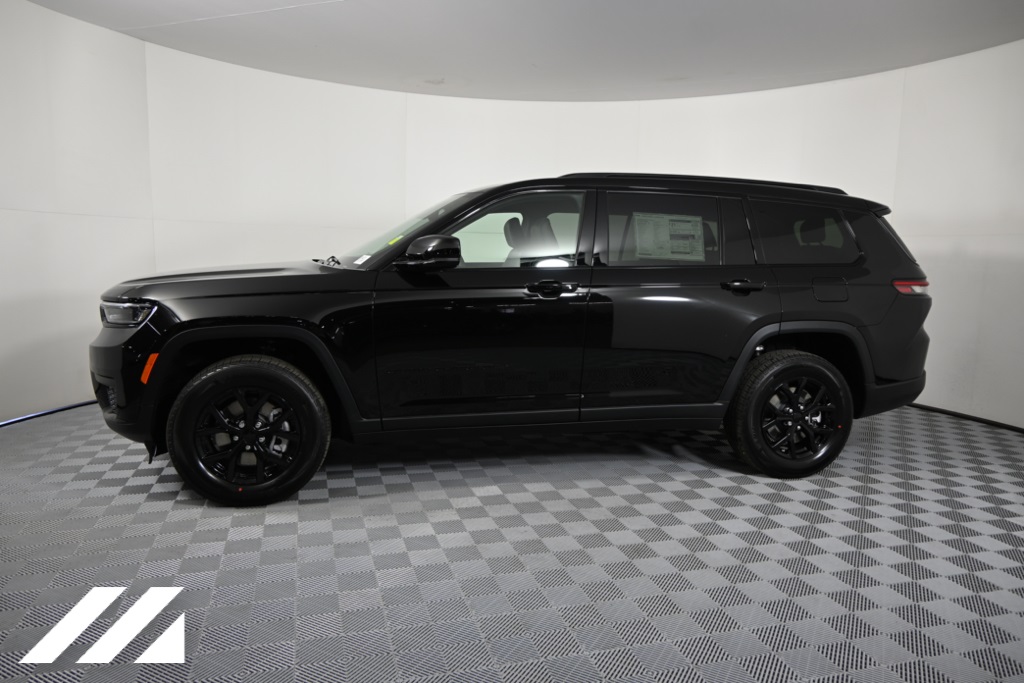 Used 2024 Jeep Grand Cherokee L Altitude with VIN 1C4RJKAGXR8548291 for sale in Forest Lake, Minnesota