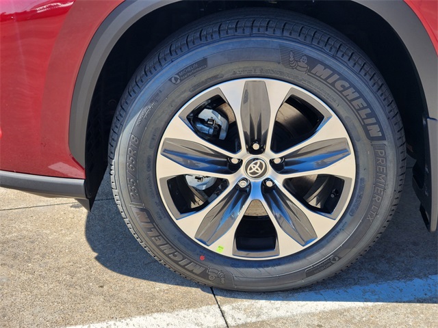 2026 Toyota Highlander XLE Red at Toyota of Victoria