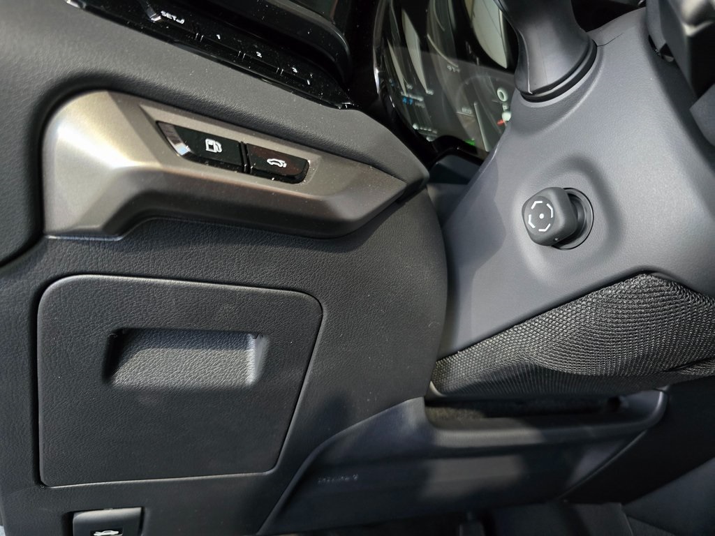 Thumbnail: 2025 Lexus RX - 14